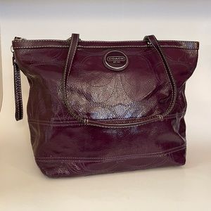 Coach Tote Signature Patent Leather
